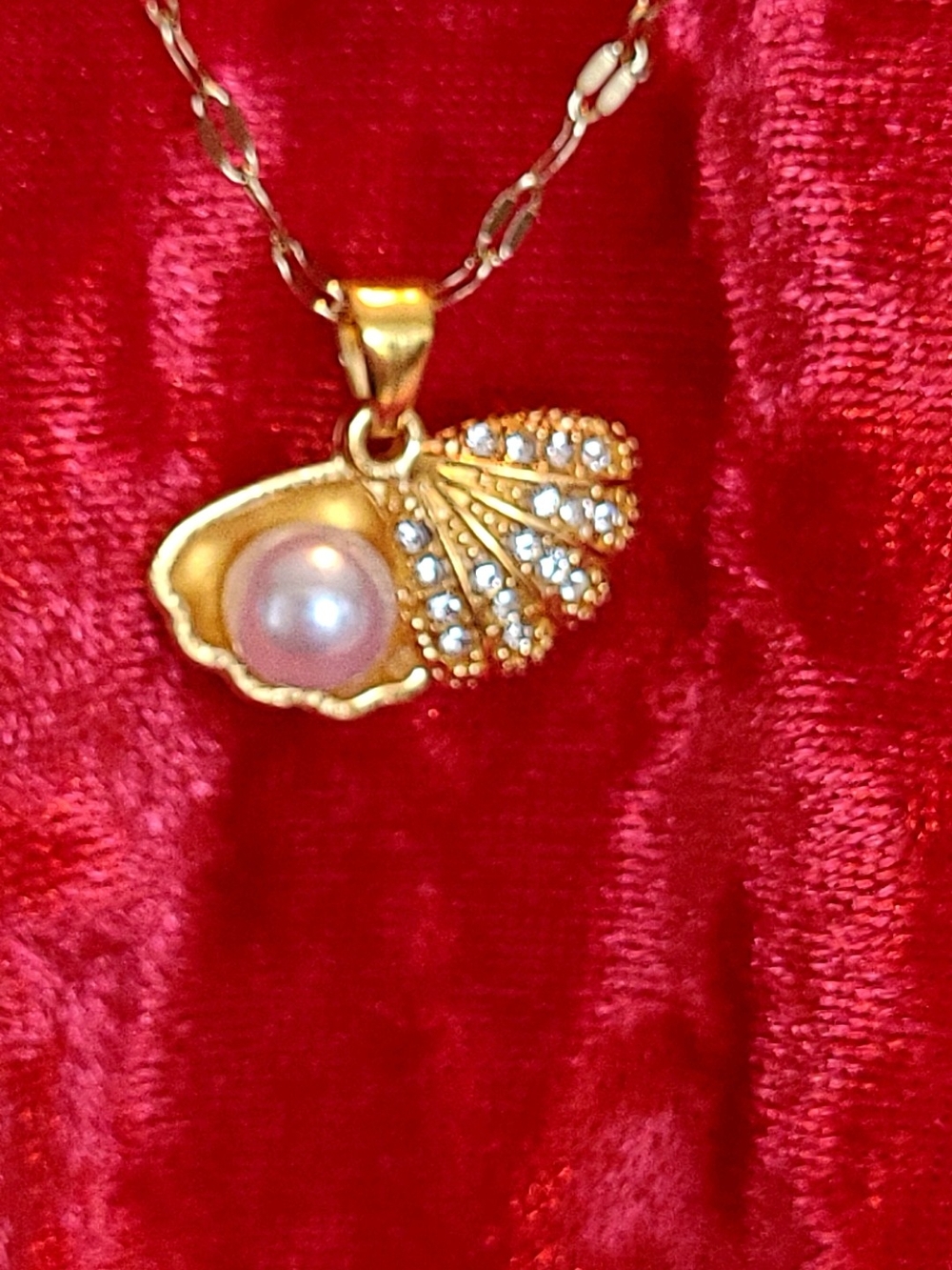 Gold Shell Pendant Necklace Pale Pink Pearl and Crystal Accents And Earrings